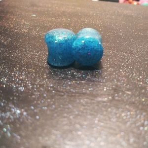 00g saddle flare plugs
